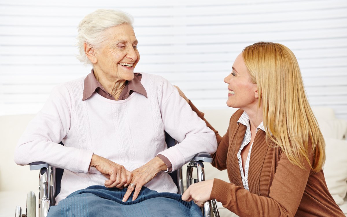 4 signs a senior is in need of assisted living