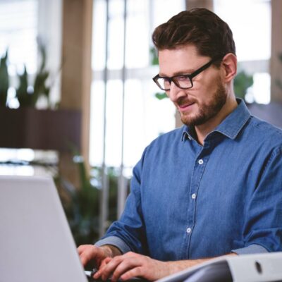 Key Differences Between Free and Paid People Search Tools