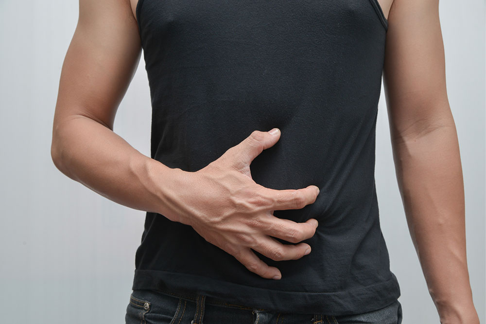 6 common early signs of colon cancer