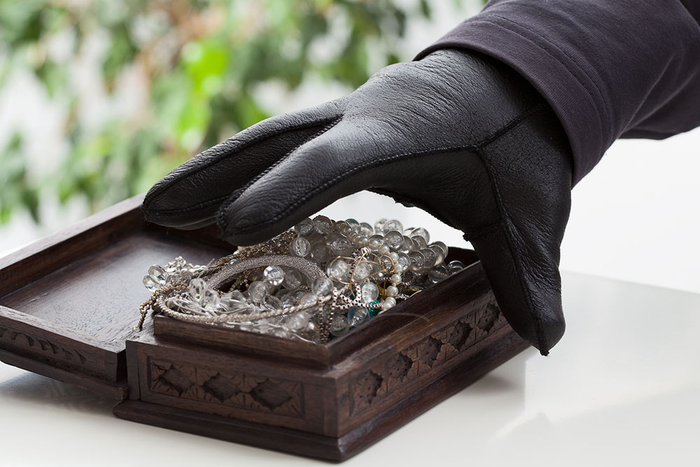 8 unsafe places to hide jewelry at home